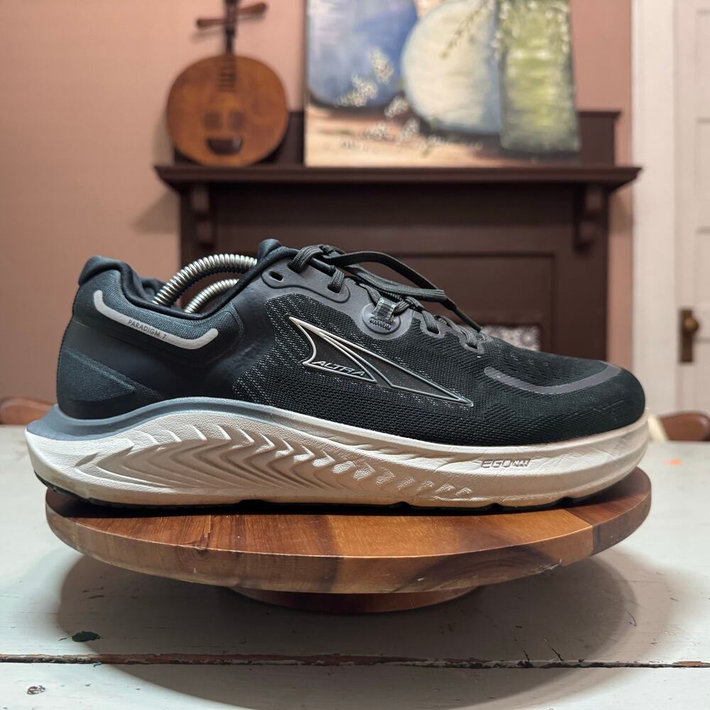 Altra Paradigm 7 Mens Size 11 Black Sneaker Shoes